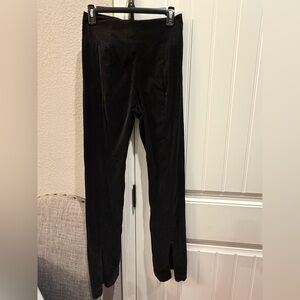 Good American Croc Exec Black Pants size 3 on their size chart